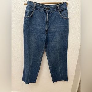 EXPRESS High Waisted Hem Cropped Wide Leg Jeans Size 4S